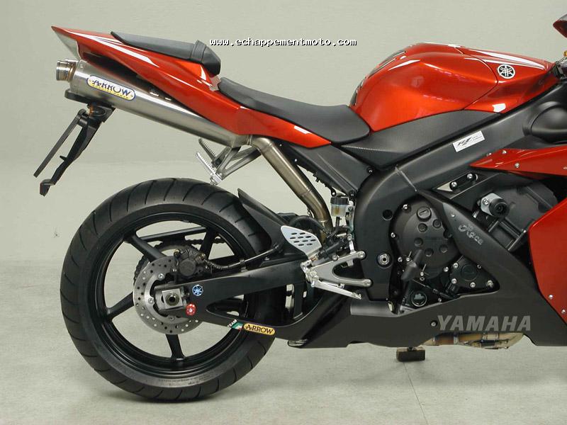 Arrow YAMAHA R1